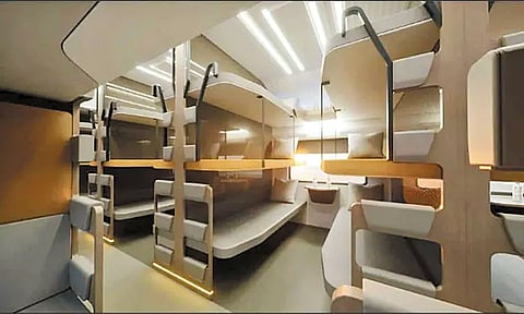 படுக்கை வசதியுடன் தயாராகும் வந்தே பாரத் ரெயில்: அடுத்த ஆண்டு பயன்பாட்டுக்கு வருகிறது