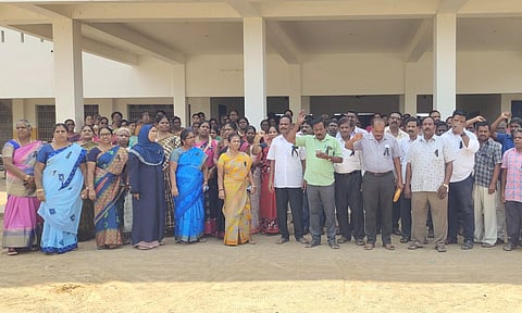 விருத்தாசலம், வடலூரில் ஆசிரியர்கள் போராட்டம்