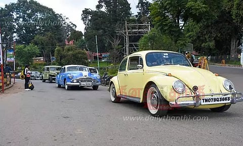 ஊட்டியில் பழங்கால வாகன அணிவகுப்பு