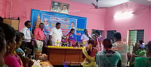 சேத்துப்பட்டில் மகளிர் சுய உதவிக்குழு பொருட்கள் விற்பனை சந்தை