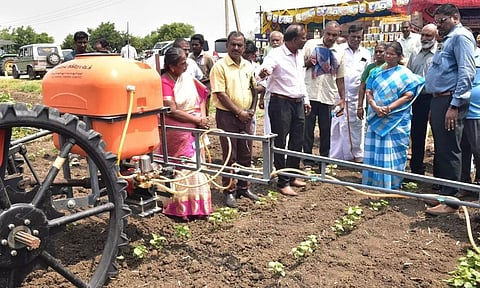 நவீன தொழில்நுட்பம் குறித்து விவசாயிகளுக்கு பயிற்சி