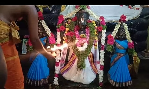 பெருமாள் கோவில்களில் சிறப்பு வழிபாடு