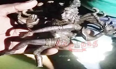 ஆண்டாள் கோவில் குளத்தில் மீன் வலையில் சிக்கிய ஐம்பொன் நடராஜர் சிலை