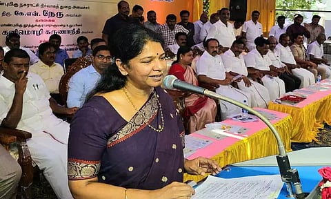 'தமிழக மக்கள் உண்மையை அறிந்தவர்கள் என்பதால் தமிழகத்தில் எந்த குளத்திலும் தாமரை மலராது' என்று கனிமொழி எம்.பி. கூறினார்