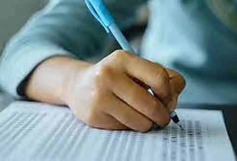 கிருஷ்ணகிரி மாவட்டத்தில் 19 மையங்களில்முதல்-அமைச்சரின் திறனாய்வு தேர்வு