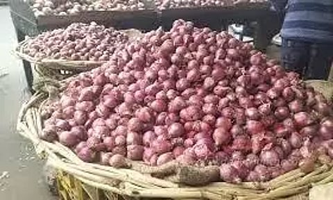 சின்ன வெங்காயம் விலை மீண்டும் உயருகிறது