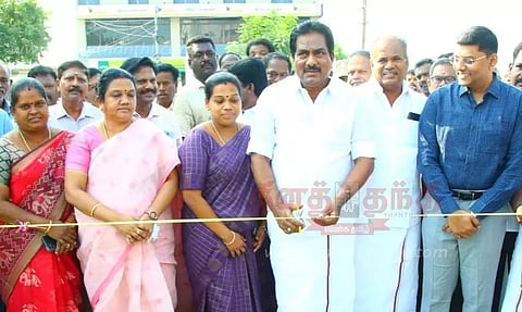 நமக்கு நாமே திட்டத்தின் கீழ் ரூ.95 லட்சம் செலவில் 2 பாலங்கள்- அமைச்சர் மூர்த்தி திறந்து வைத்தார்