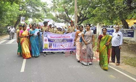 போதை பொருளுக்கு எதிராக மாணவர்கள் விழிப்புணர்வு பேரணி