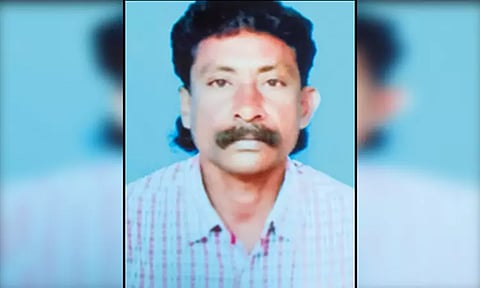 அம்பத்தூரில் வீடு புகுந்து பயங்கரம்: ஆட்டோ டிரைவர் வெட்டிக்கொலை