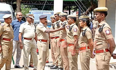 கைதிகளை அழைத்து செல்லும் போலீசாருக்கு 'சீருடை கேமரா'