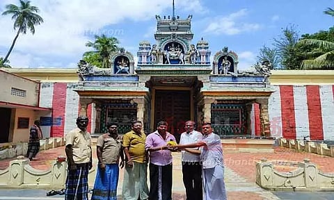 மண் எடுக்கும் நிகழ்ச்சி