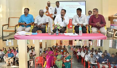 மாணவர்களின் தேர்ச்சி சதவீதத்தை உயர்த்துவது குறித்த ஆய்வு கூட்டம்