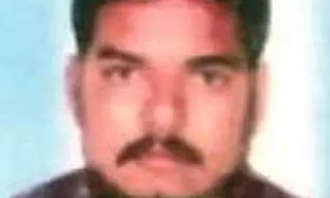 மோட்டார் சைக்கிள் மீது ஸ்கூட்டர் மோதல்; நிதி நிறுவன அதிபர் பலி