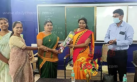 மாணவிகளுக்கு விழிப்புணர்வு கருத்தரங்கு