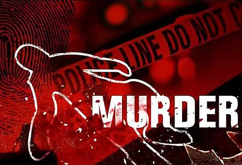 நிலக்கோட்டையில் பட்டப்பகலில் பயங்கரம்; தொழிலாளி சரமாரி வெட்டிக்கொலை