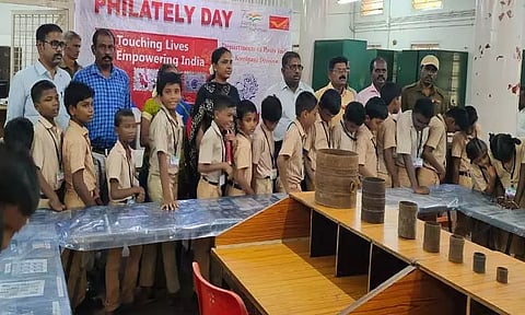 கோவில்பட்டியில் அஞ்சல் அலுவலகத்தில்தபால்தலை கண்காட்சி