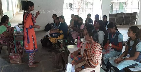 வன உயிரின வார விழாவையொட்டிபள்ளி மாணவர்களுக்கு பேச்சுப்போட்டி