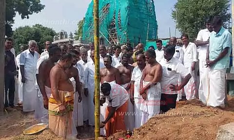 முறையூர் மீனாட்சி-சொக்கநாதர் கோவிலில் முகூர்த்தக்கால் நடும் விழா
