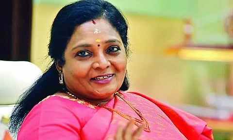 பெண் அமைச்சர் ராஜினாமா விவகாரம்; முதல்-அமைச்சருக்கு திருப்தி இல்லாததால் நீக்கினார் - தமிழிசை சவுந்தரராஜன் பேட்டி