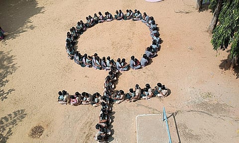 பெண் குழந்தைகள் தின விழிப்புணர்வு