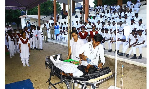 போக்குவரத்தை சீர்செய்யும் பயிற்சி நிறைவு விழா