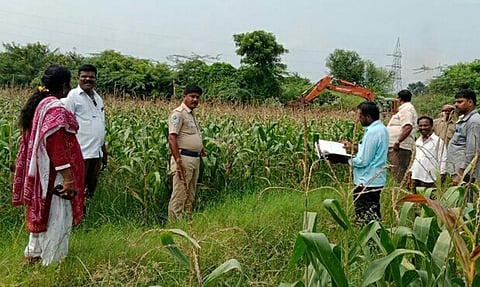 ஓடை ஆக்கிரமிப்பு அகற்றம்