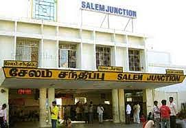 கடந்த 6 மாதங்களில் சரக்கு, பார்சல் சேவையில்ரூ.165 கோடி வருவாய் ஈட்டியது சேலம் ரெயில்வே கோட்டம்கடந்த ஆண்டை விட அதிகம்