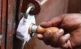 பள்ளிக்கூடம் அருகே செயல்பட்டு வந்த 7 விபசார விடுதிகளுக்கு 'சீல்' வைப்பு