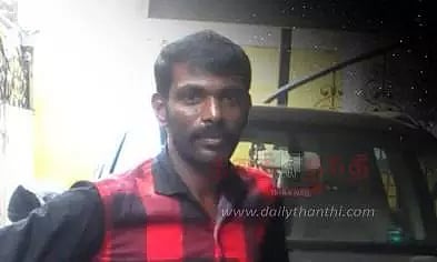 மோட்டார் சைக்கிள் மீது லாரி மோதல்; விக்ரம் ரசிகர் மன்ற செயலாளர் பலி