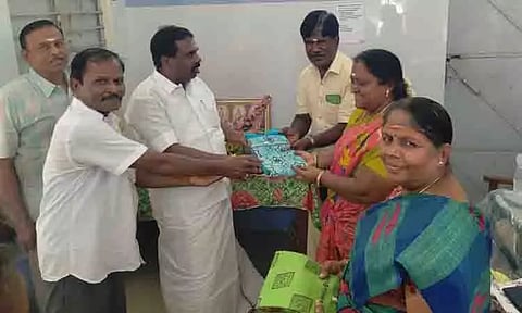 தீபாவளி கதர் கைத்தறி துணிகள் சிறப்பு விற்பனை தொடக்கம்