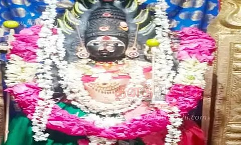 அம்மன் கோவில்களில் சிறப்பு வழிபாடு