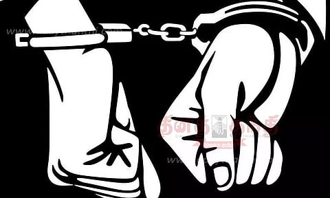 பாஸ்போர்ட்டில் திருத்தம் செய்தவர் கைது