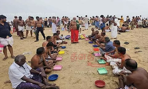 முன்னோர்களுக்கு தர்ப்பணம்