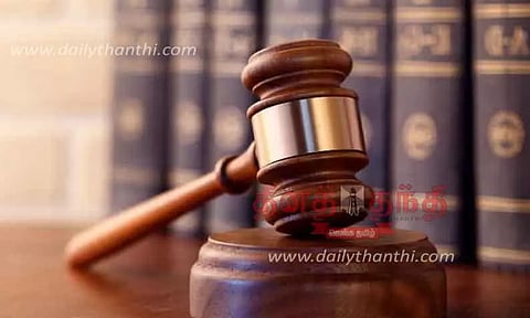 10 கி.மீ. தொலைவு பயணத்துக்கு பஸ்களில் ரூ.7-க்கு மேல் கட்டணம் வசூலித்தால் புகார் தெரிவிக்கலாம்