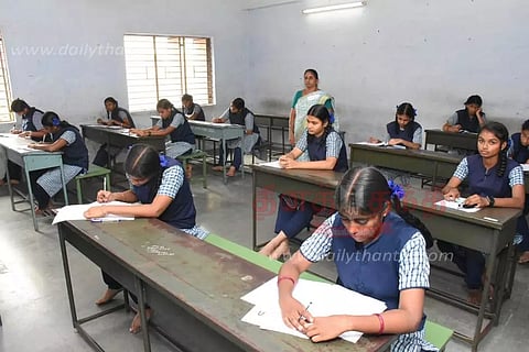 சேலம் மாவட்டத்தில்36 மையங்களில் தமிழ்மொழி இலக்கிய திறனாய்வு தேர்வு10,685 மாணவ, மாணவிகள் பங்கேற்பு