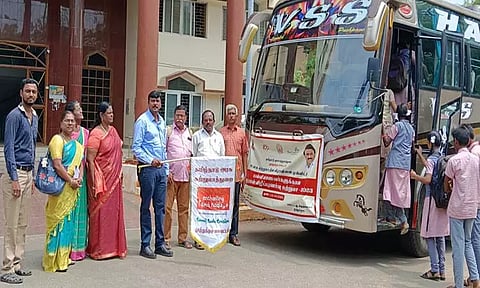 தூத்துக்குடியில்பள்ளி மாணவர்களுக்கு விழிப்புணர்வு சுற்றுலா