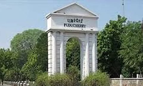 அரசு ஊழியர்களின் சம்பள முரண்பாடுகளை களைய நடவடிக்கை