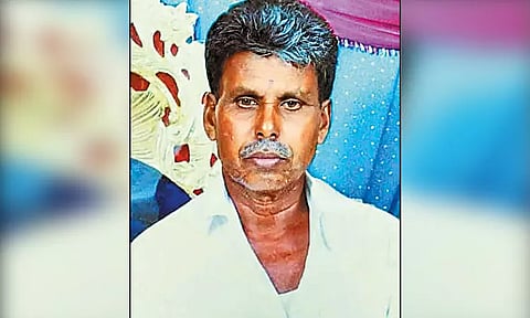 முன்விரோதத்தில் இரும்பு கம்பியால் தாக்கப்பட்ட விவசாயி சிகிச்சை பலனின்றி சாவு