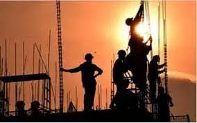 தூத்துக்குடி மாவட்டத்தில் விபத்தில் சிக்கிய அமைப்புசாரா தொழிலாளர்கள் கருணைத் தொகை பெற விண்ணப்பிக்கலாம் என்று மாவட்ட கலெக்டர் செந்தில்ராஜ் தெரிவித்து உள்ளார்.