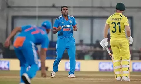 உலகக்கோப்பை கிரிக்கெட்; வங்காளதேசத்திற்கு எதிரான ஆட்டத்தில் அஷ்வின் இடம் பெறுவாரா..? - பந்துவீச்சு பயிற்சியாளர் பேட்டி