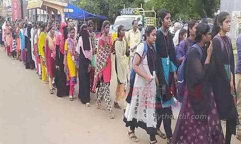 காரைக்குடியில் சாலை பாதுகாப்பு விழிப்புணர்வு ஊர்வலம்