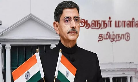 தமிழக கவர்னர் ஆர்.என்.ரவி திடீர் டெல்லி பயணம்