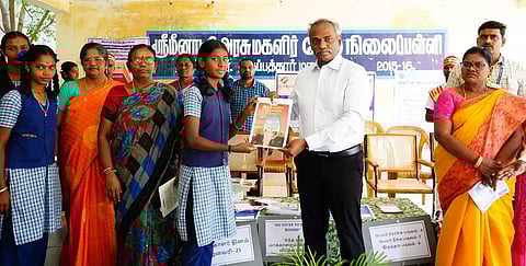 வாக்களிப்பது ஜனநாயக கடமை