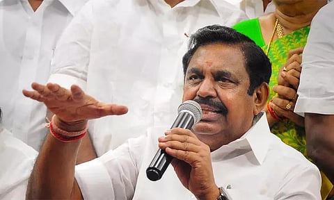 மக்கள் விரோத செயல்களுக்கு துணைபோகும் அதிகாரிகள் தண்டிக்கப்படுவார்கள்: எடப்பாடி பழனிசாமி காட்டம்