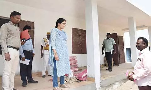 காஞ்சீபுரம் ஊராட்சியில் நடைபெற்று வரும் வளர்ச்சி திட்ட பணிகளை கலெக்டர் ஆய்வு