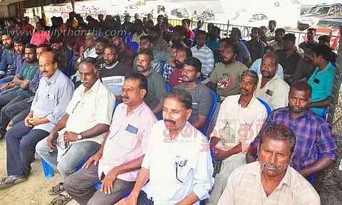 மின் ஊழியர்கள் தர்ணா