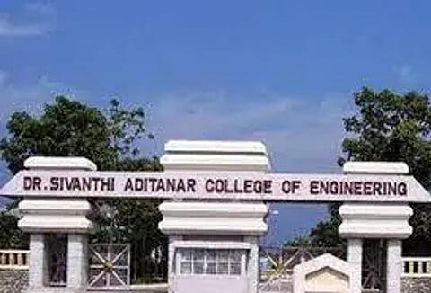 டாக்டர் சிவந்தி ஆதித்தனார் பொறியியல் கல்லூரியில் மேலாண்மை துறை சார்பில் சிறப்பு சொற்பொழிவு