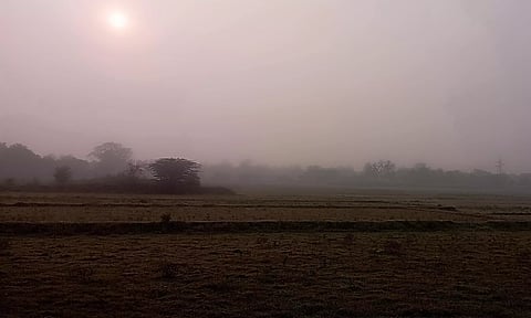 கடும் பனிப்பொழிவால் இயல்பு வாழ்க்கை பாதிப்பு