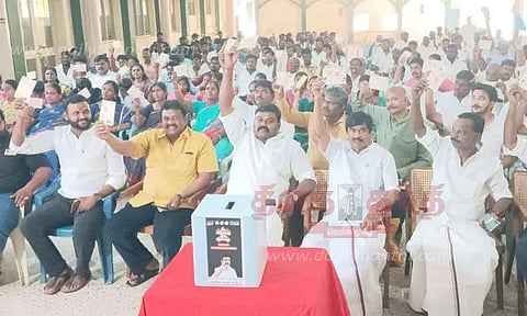 சங்கரன்கோவிலில் தி.மு.க. கையெழுத்து இயக்கம்