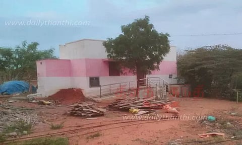 சுரண்டையில் அங்கன்வாடி மையத்துக்கு சுற்றுச்சுவர் அமைக்கப்படுமா?